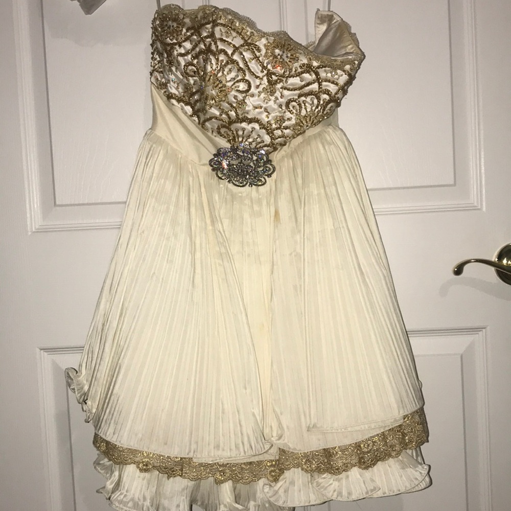 Custom- made Mini Dress - Picture 2 of 6